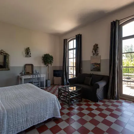 Chateau De Mazan, Bw Premier Collection By Western Hotell Mazan